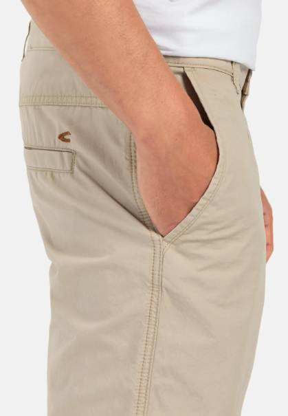 CAMEL CHINO SHORTS