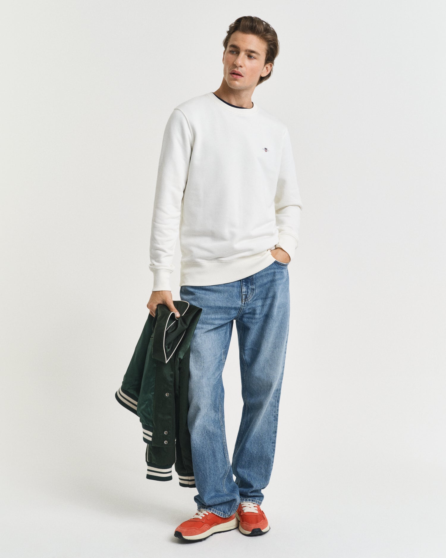GANT SHIELD CREW NECK SWEATSHIRT