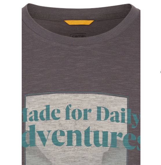 CAMEL T-SHIRT