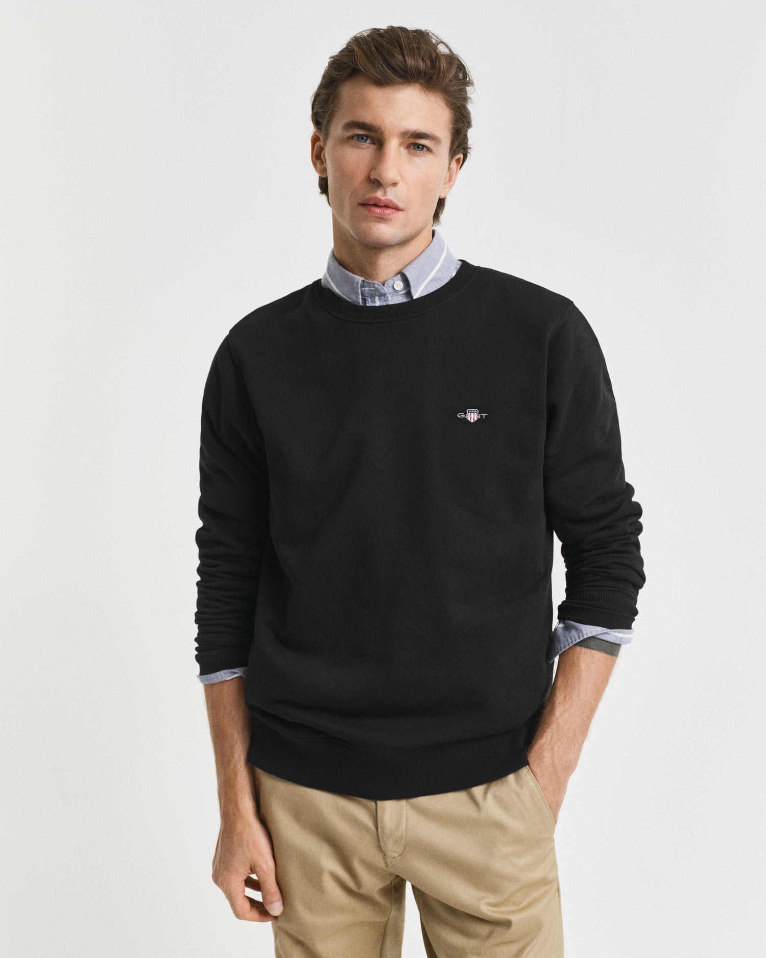 GANT SHIELD CREW NECK SWEATSHIRT