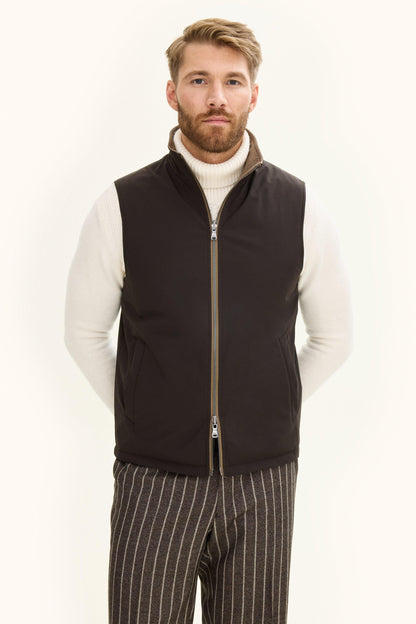 OSCAR JACOBSON REVERSIBLE PADDED VEST