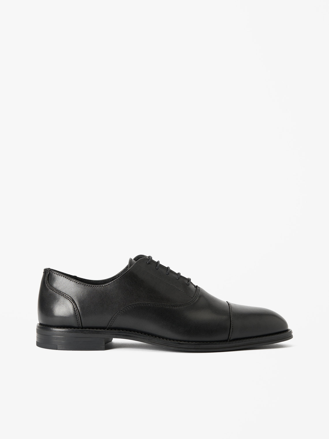 LATHAN Shoe