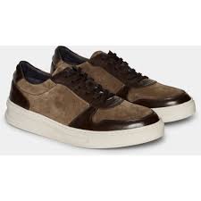 TGA X LAB SNEAKER